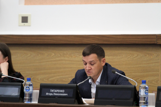 Комиссия по социальной политике и образованию рассмотрела вопрос ограничения розничной продажи алкоголя в объектах общепита