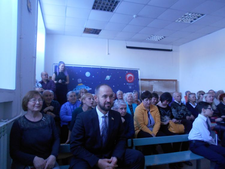 ТОС «Выставочный» поздравил своих жителей с Международным женским днем 